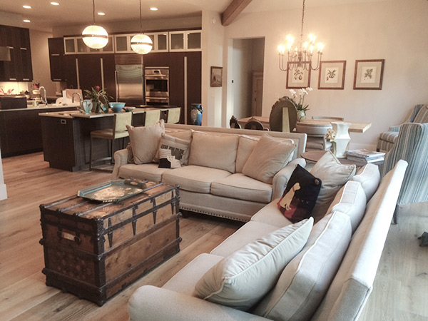 Alta-Vista-Malibu-Living-Room-Angle
