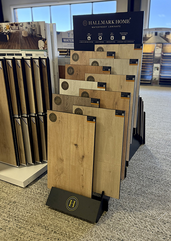 crescendo display flacks flooring