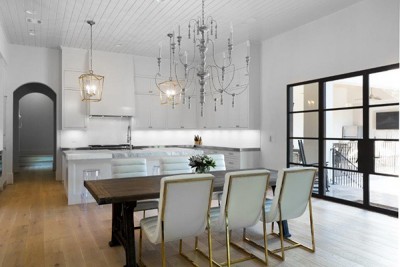 Cason Greye Homes dining room install featuring Hallmark Floors 