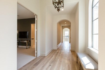 Cason Greye Homes hallway install with Hallmark Floors
