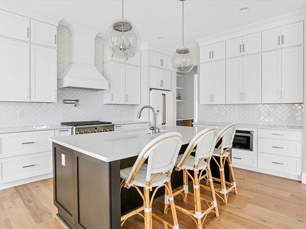 Hallmark Floors Ventura marina Oak kitchen install by Howdyshell Flooring