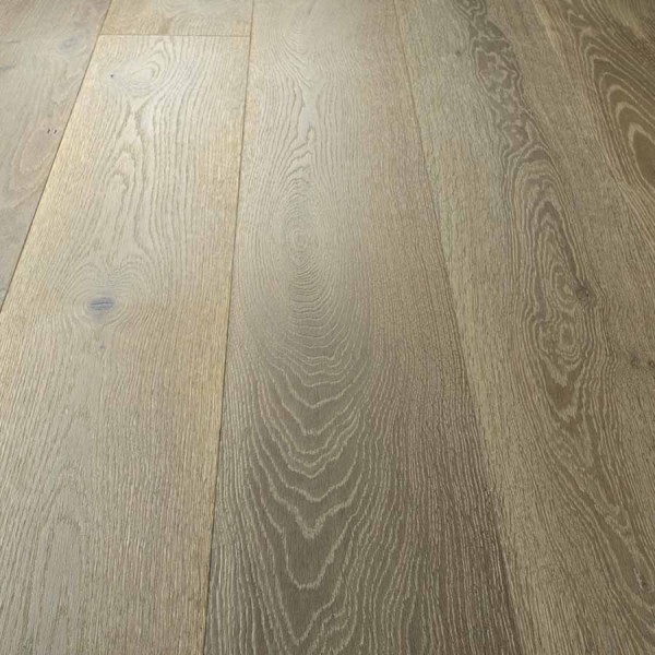 Cambria Oak Hardwood | Hallmark Floors